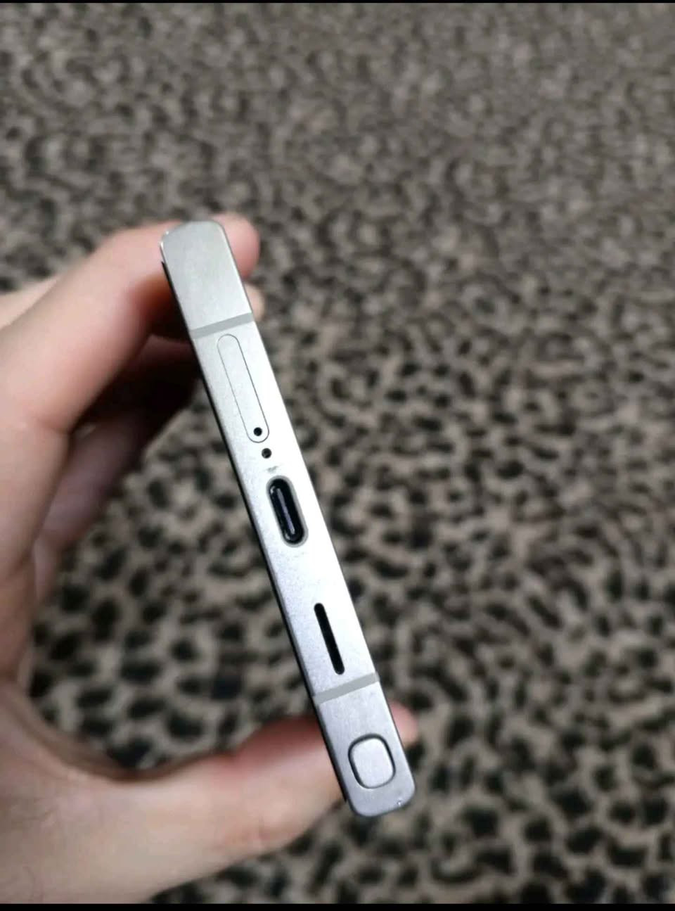 سڵاو خۆشەویستان مۆبایلی Galaxy S24 Ultra ڕام 12ی بیرگەی 256 گێگابایت پاتری 5000 و کامێراش باشترین کامێراکان لەسەر گاڵاکسین 😜😍120 FPS دەدات بۆ هەموو یاریەک مۆبایلەکە فولە نرخ 950 هەزار بە شەحن و وایەری 45 وات ەوە کە خۆم بە جیا بۆم کڕیوە ئەگینا خۆی لەگەڵیدا نیە 🌹 حلبجة, السليمانية


**إذا كنت صاحب هذا الإعلان وتريد حذفه لأي سبب، رجاءا أرسل رسالة إلى الدعم الفني**