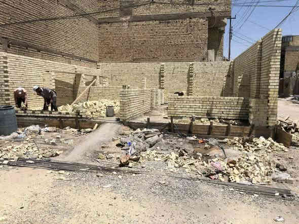 سلام عليكم خلفه بناء ترميم تسليم هيكل تسليم مفتاح بأسعار مناسبة شغلنه قصد ونقد داخل بغداد فقط ***********
