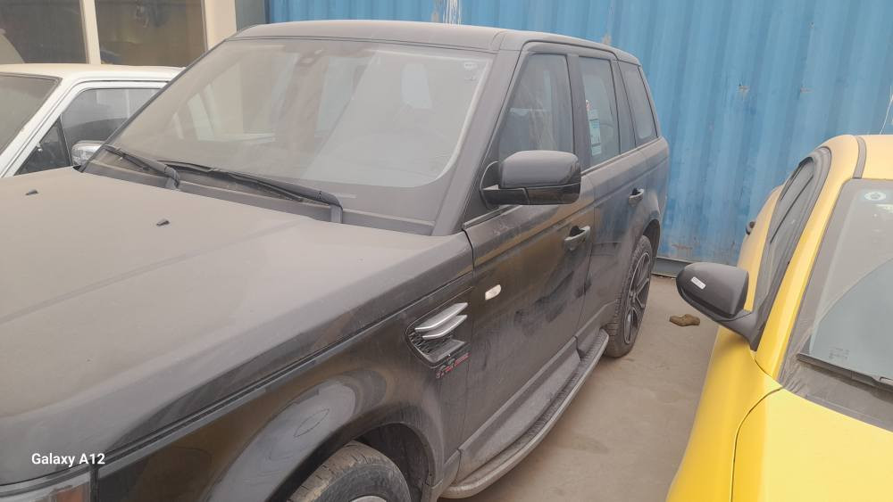 السلام عليكم رانج روفر ٢٠١٠ رقم أربيل كير محرك لكزز بيع او مراوس 
*********** بغداد, العراق
