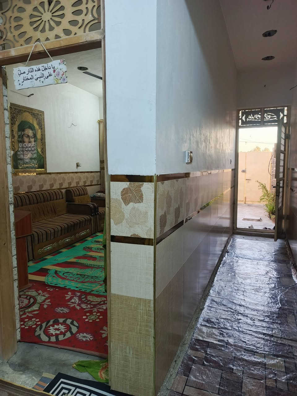 السلام عليكم
بيت للبيع الولدايه شارع الصوره الرئيسي البيت 100 متر امانه اي استفسار اتصل ع واني خادم ‏‪0771 363 2181‬‏
