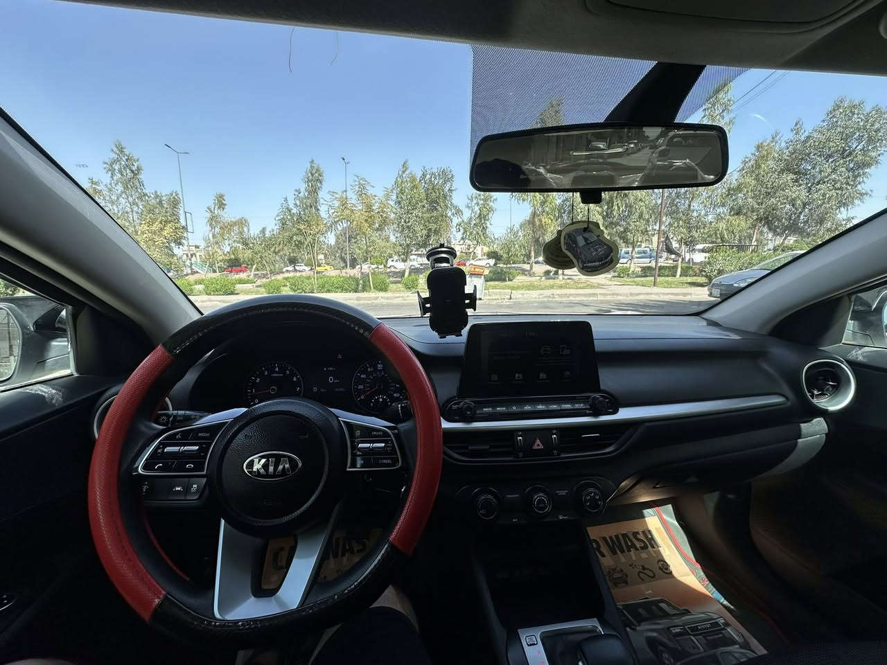 السلام عليكم فورتي 2020  للبيع
كير at فئه لfe 
مكينه خير من الله  مكفوله 
شاصي مكفول وصور حادثها بل منشور  وبيها بارد بل جاملغ لخلفي  اقل لشبر 
تخم تايرات جدد ومناقصها شي 
ماشيه 74 الف   
السعر 140  وبيها مجال
الرقم***********
