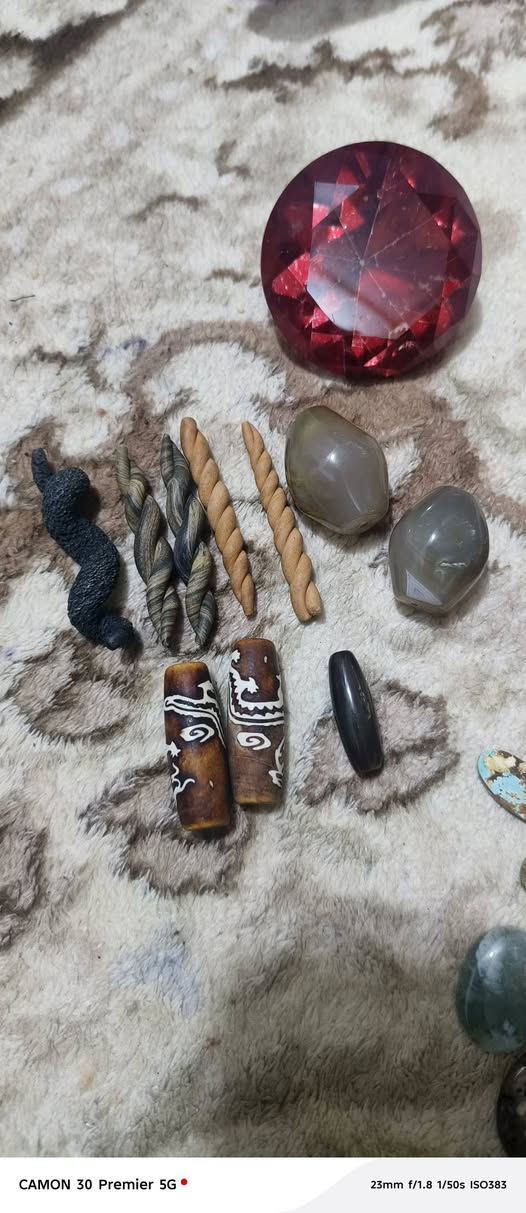 السلام عليكم ورحمه الله
عندي احجار مثل ما واضح الفيديوا والصور ابيع اعلئ سعر وشكرا للجميع


**إذا كنت صاحب هذا الإعلان وتريد حذفه لأي سبب، رجاءا أرسل رسالة إلى الدعم الفني**