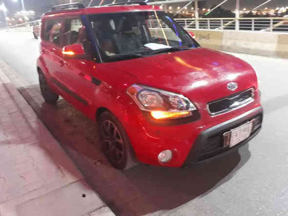 السلام عليكم كيا صول ٢٠١٢ رقم بغداد سنوية تنتهي ٢٠٢٩ مكينة كسر ٢٠٠٠ دوش تبريد ثلج شاشة كامرة اشاير بالمري فول مواصفات تخم تاير حدادة جديدة من طول لطول ويل كب جديد السعر ١٠٨  بي مجال 
***********
