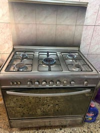 طباخ مصري • يونيون اير • ٤ عيون