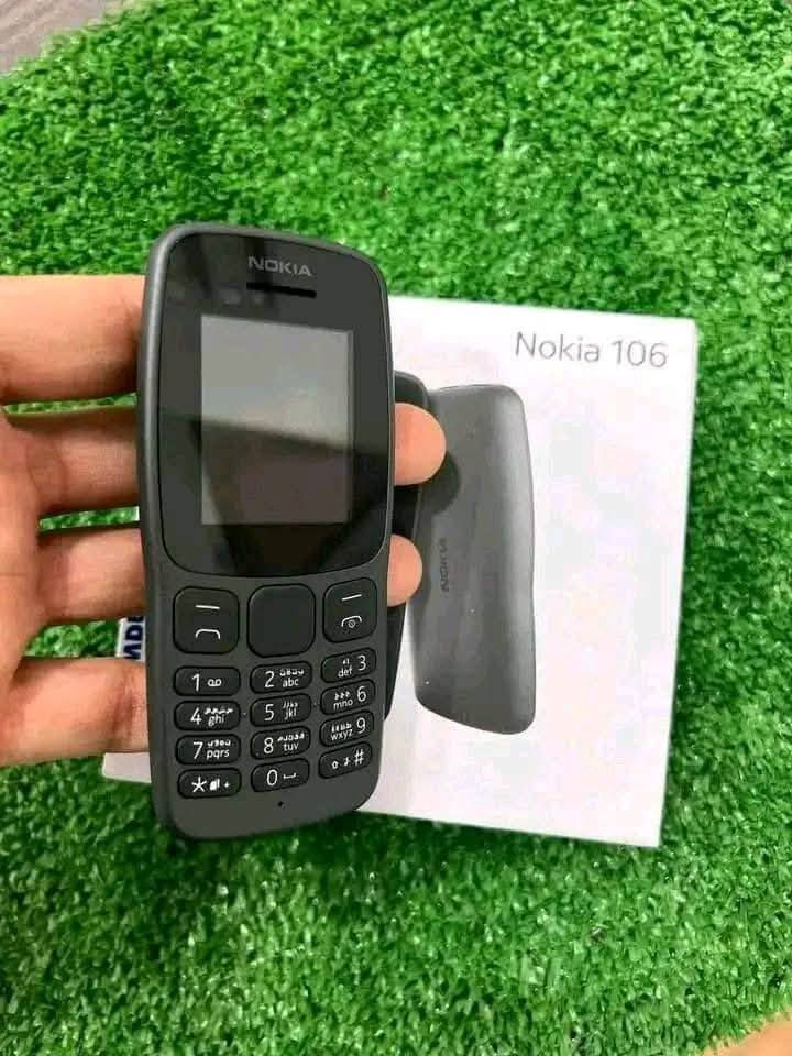 موبايل نوكيا 105 / 106 فيتنامي اصلي
المميزات 
◾ بطارية 800 مللي امبير 
◾ يدعم 2 شريحة
◾ رامات 4 ميجا بايت 
◾ الذاكرة الداخلية 4 ميجا بايت
◾ كشاف ليد
◾ شاشة 1.8 بوصة 
◾ يدعم الراديو 
◾ يدعم تسجيل 2000 اسم على ذاكرة االهاتف
السعر. //. 15🔥. الفففف.  بسسسس

لحككككك قبل نفاذ. الكمية 

العنوان:موصل حي سماح 

 🎊🎊 🎊 🎊🎊للاستفسار الاتصال على الرقم
***********
