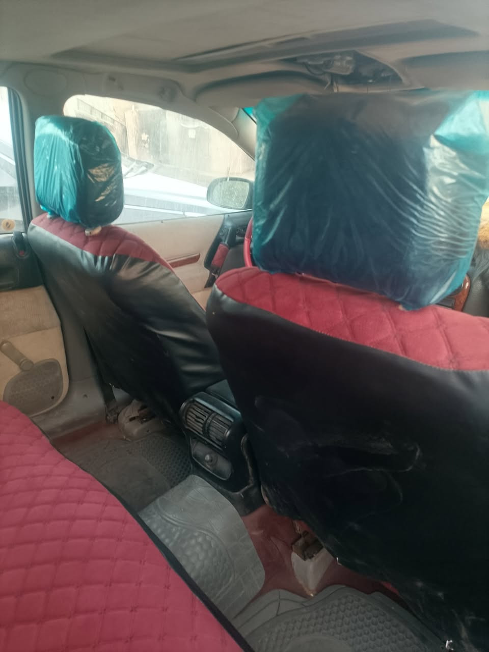 السلام عليكم ورحمه الله وبركاته ،،،من رخصة الادمن المحترم ،،،للبيع اوبل بزون  ماروني م96 شمالي بسمي السنوية نافذه لعام27  بشرط التحويل تبريد ثلج  كير اوتو ومحرك 2000 خير من الله ضمان تخم تاير ودوشمة كله جديد معروضه 45 ومجال الطيبين مكان السيارة الكرخ الجعيفر قرب قيادة شرطة بغداد الكرخ ها
*********** وشايف الف خير الشراء،،،والسلام عليكم،،
