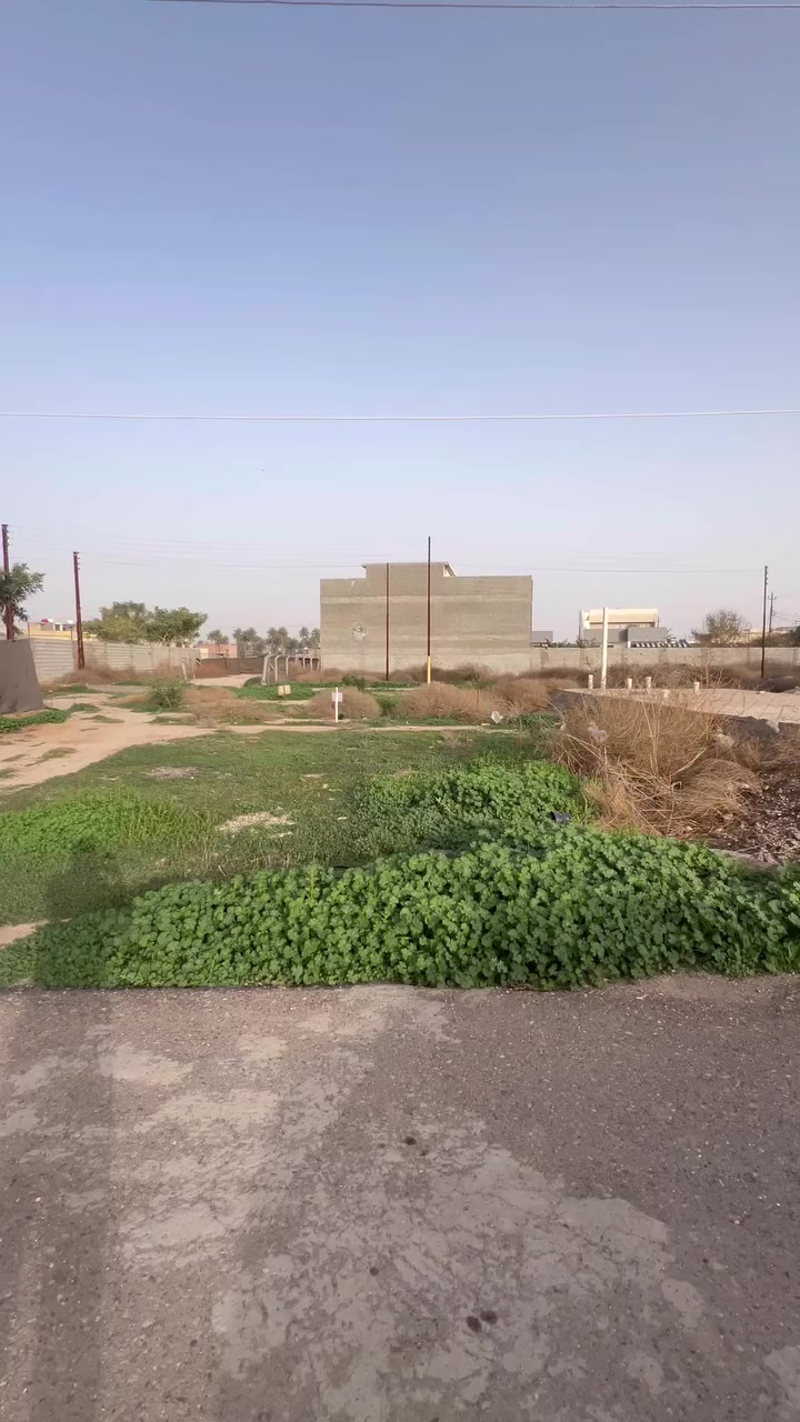 السلام عليكم قطعه ارض للبيع مساحة 75 متر وجه6نزال12.5 مقابيل الباب الثاني لجزيرة بغداد السياحية ملك صرف زراعي مابيها اي نسبه للوقف  
***********
