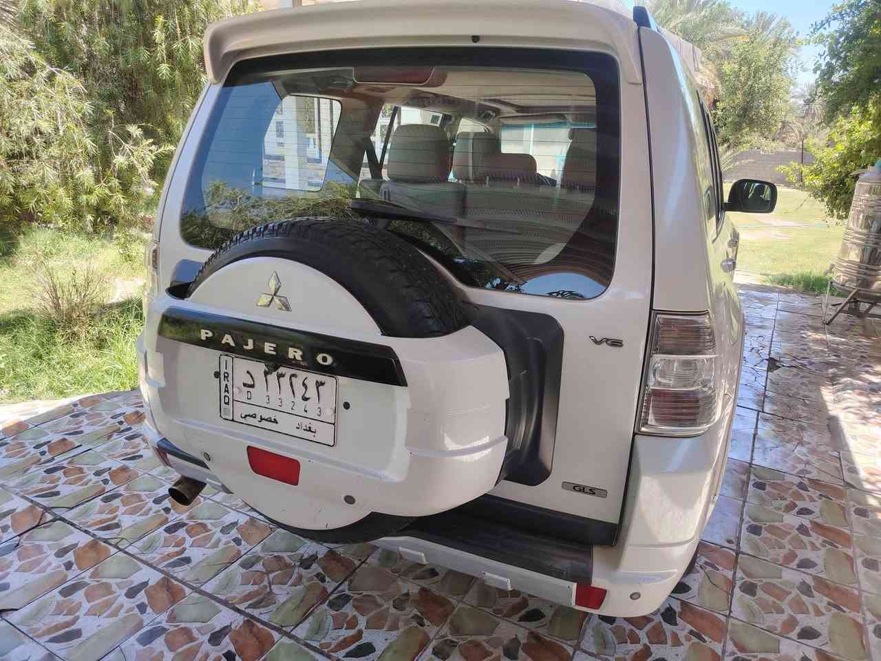 باجيرو حبتور2010
فول مواصفات 
عداد المسافه 140الف 
سويج 
6 سلندر 3500
كشنات جلد 
كشنات كهربائية 
تحكم ستيرن 
حساس أمامي خلفي 
فتحه سقف 
شاشه كامره 
فور ويل 
تبريد 3 قطع 
دمام خلفي 
ويل كب 
ثلاجة 
دشبول صاج 
لايت زنون 
تخم تأير 
جاهزة 
بيها صبغ بين باتين من جهه سائق
رقم بغداد دولي باسمي تحويل مباشرة سنويه هزه جديد 
السعر 138  ورقه وبيها مجال بسيط 
إي استفسار  
*********** 
مكان بابل قرب سيطرة الاثار
