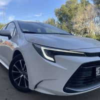 وتحية طيبة للبيع كورلا هايبرد وارد صيني 2025 مكفولة من صبغ وتبديل  بيه...