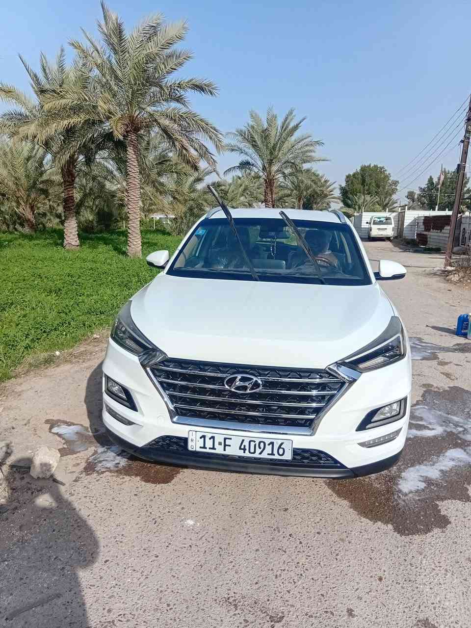 توسان ٢٠٢٠ خليجي شركه الكاصد خمس عدسات فول مواصفات عدا البانوراما ماشيه ٥٤ الف رقم بغداد باسمي  مكان بغداد البياع شرطه الخامسه تحويل ثاني يوم سعر ١٨٥ وبيها مجال للشراي ***********
