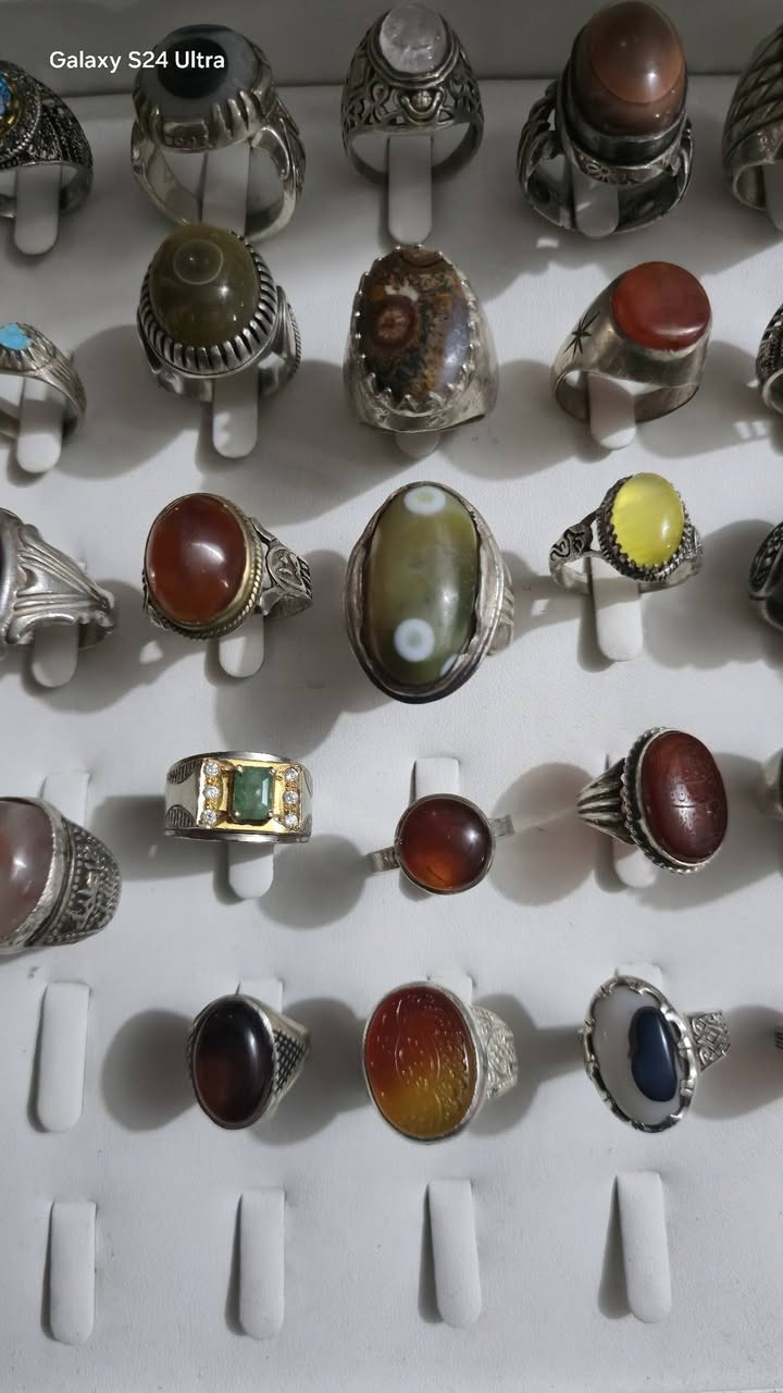 49 خاتم شلعه وحده
عنوان ديوانيه يوجد توصيل

السعر ع الخاص

***********
