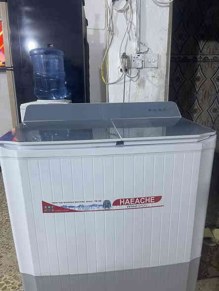 غساله هيتاشي٣٨كيلوالبيبان هايدروليك نظيفه أخت الجديده ***********
