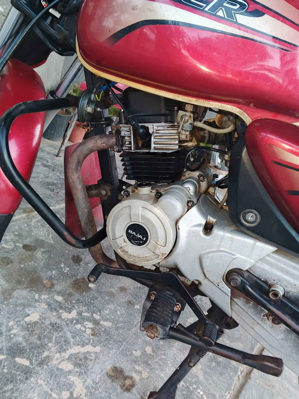 سلام عليكم دراجه بوكسر موديل 2018 أربعه گير مكاني أطراف الشعله منطقة إبراهيم بن علي رايده ب 650 وبيه مجال باقي التفاصيل خاص او هذا رقمي *********** بيه واتساب
