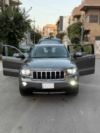 السلام وعليكم  للبيع جيب 2013 خليجي بدون حادث  فول مواصفات ….. ماشيه 1...