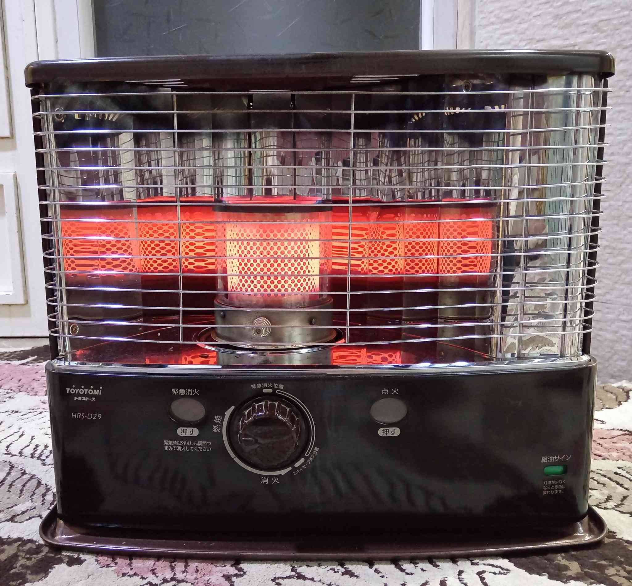 صوبات تيوتومي يابانية نظيفة ممتازة شغالة للتواصل على الرقم ***********
