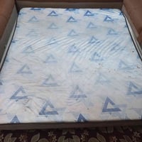 دوشك نظيف للبيع سعر 100 الف وبي مجال للإستفسار 07826402501