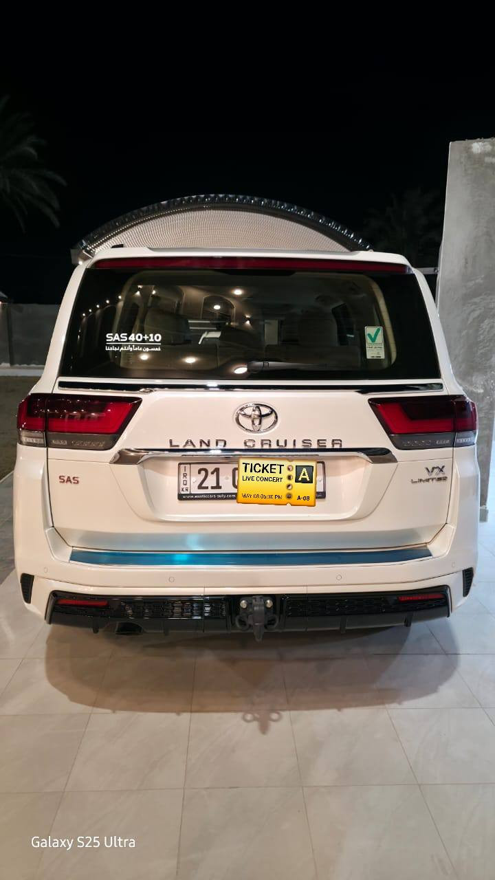 السلام عليكم
للبيع فقط 

لاندكروز VX لمتدد 2024

شركة ساز /رقم سليمانيه 

ماشيه 10 الف كم بعدها بلضمان 

السيارة كفاله عامه ع وضع الشركة 

مكان السيارة بابل 

الاتصال /‬‭***********
