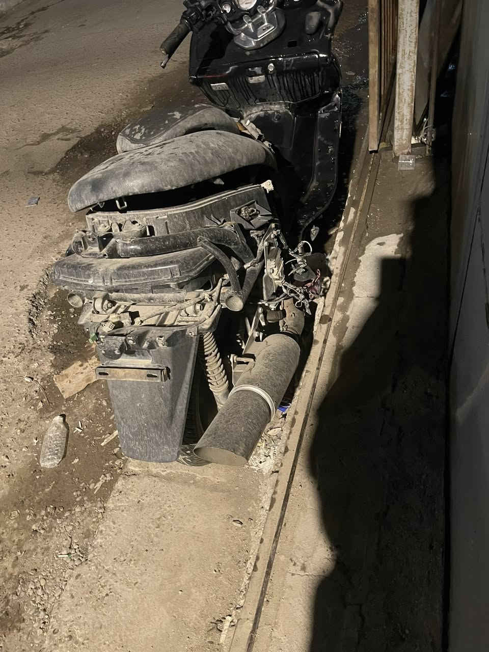 السلام عليكم
للبيع سعر 200  
***********
