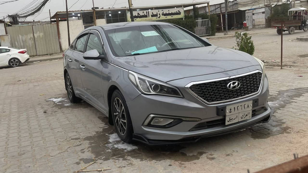 سوناتا 2015 جاهزة ونضيفة
تخم تاير جديد 
مكينة وكير وحدادية جدد
 ماشية 112
مكاني بالنجف 
السعر 108 وبيها مجال 
للاستفسار الاتصال عالرقم 
***********
