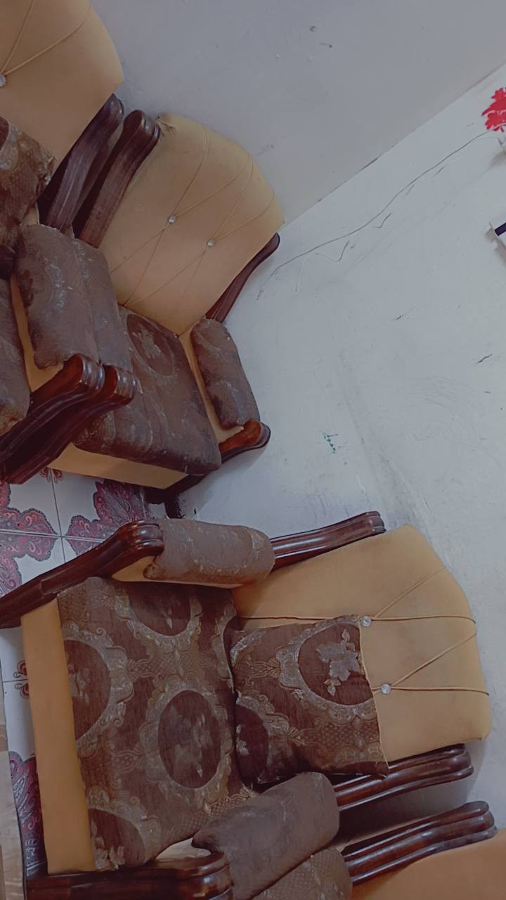 للبيع نضيف فقط كرويته وحده نازله شويه عشر مقاعد ب 150 مكاني بغداد بي مجال


**إذا كنت صاحب هذا الإعلان وتريد حذفه لأي سبب، رجاءا أرسل رسالة إلى الدعم الفني**