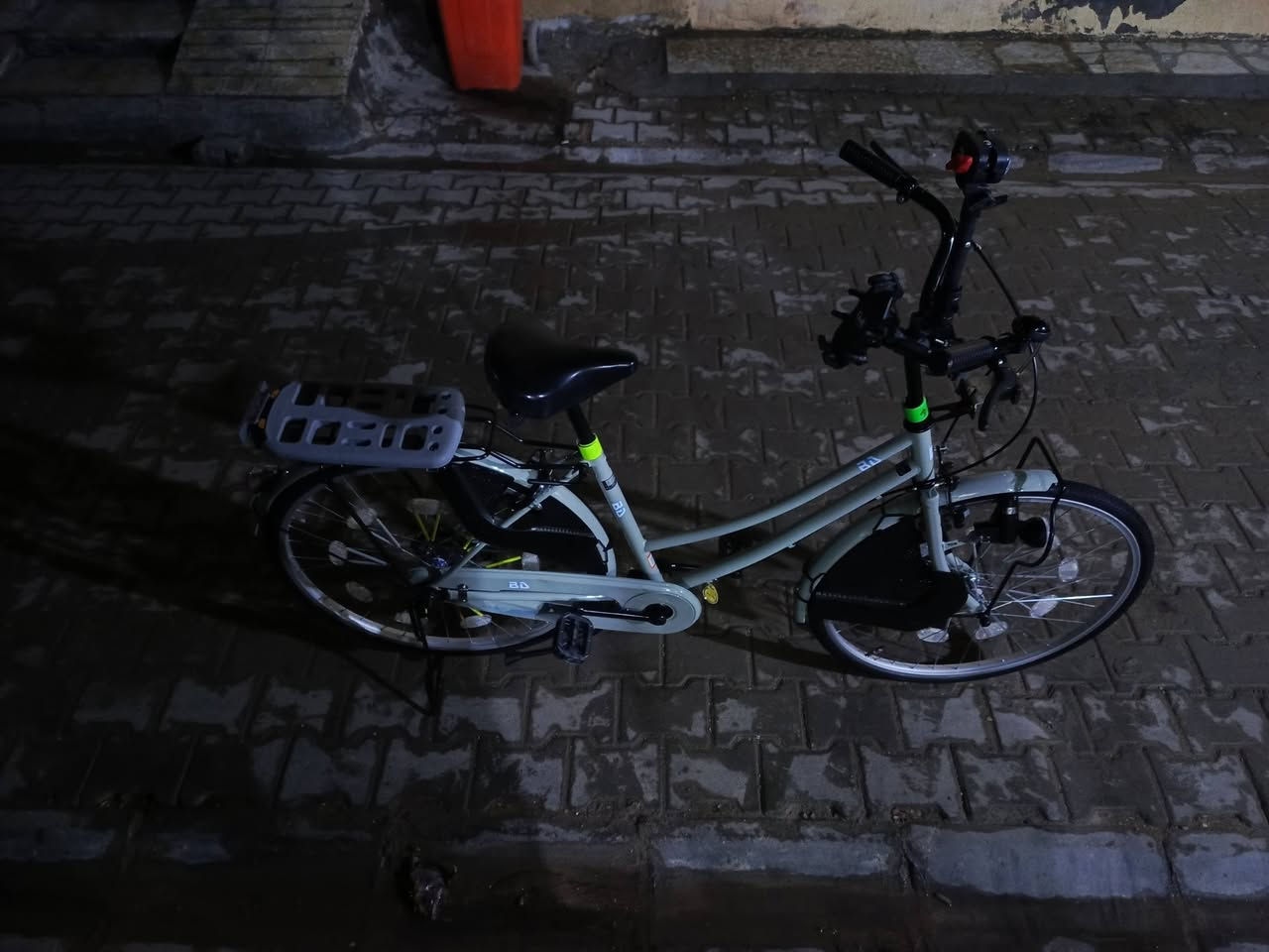 سلام عليكم بايسكل للبيع بايسكل جديد موديل 2022 سعر خاص الرقم *********** مكان طويريج
