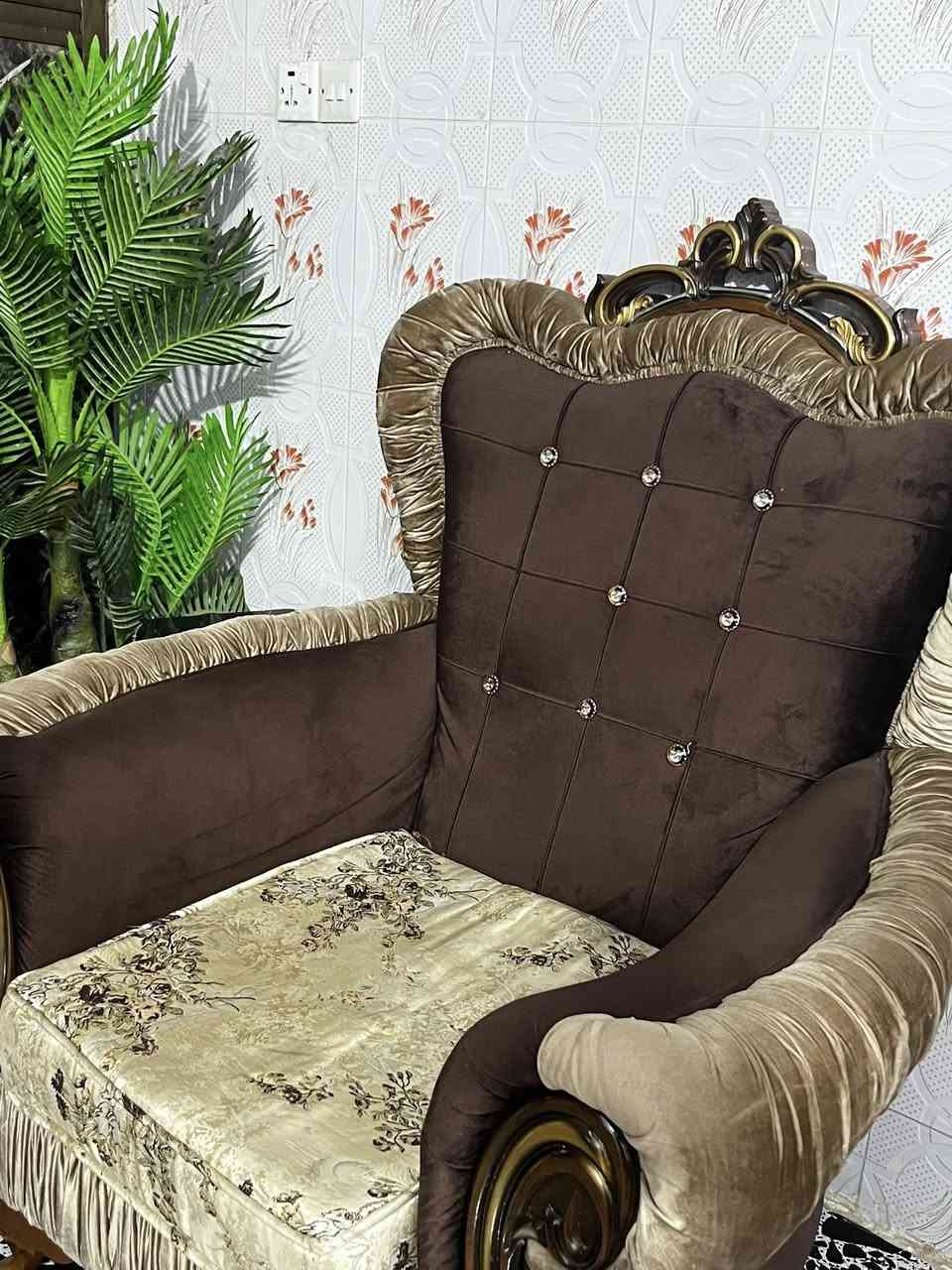 تخم عشر(10) مقاعد جديد للبيع.


**إذا كنت صاحب هذا الإعلان وتريد حذفه لأي سبب، رجاءا أرسل رسالة إلى الدعم الفني**