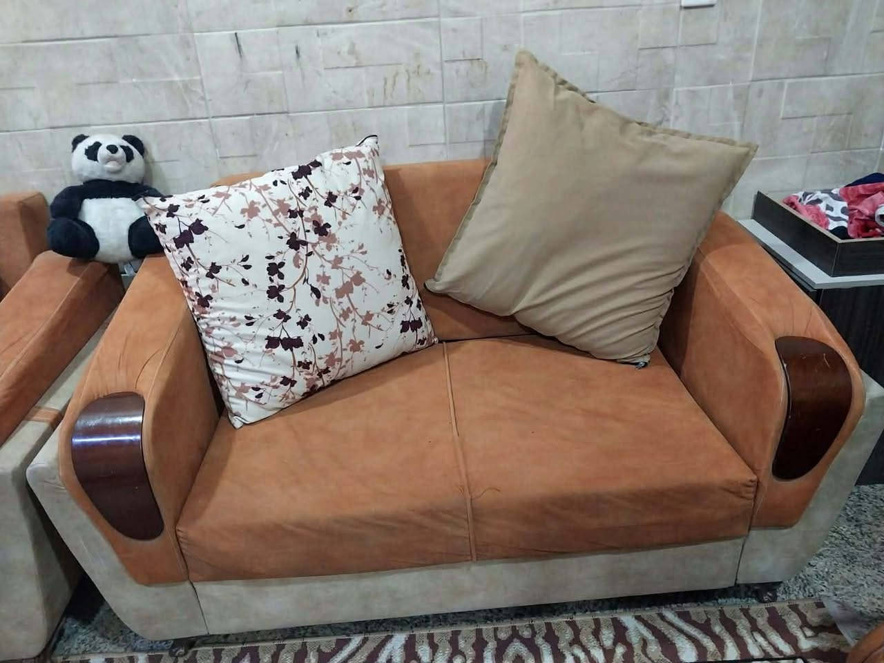 سلام عليكم غراض للبيع كلمن وسعره المكان كوت السعر والتفصيل خاص


**إذا كنت صاحب هذا الإعلان وتريد حذفه لأي سبب، رجاءا أرسل رسالة إلى الدعم الفني**