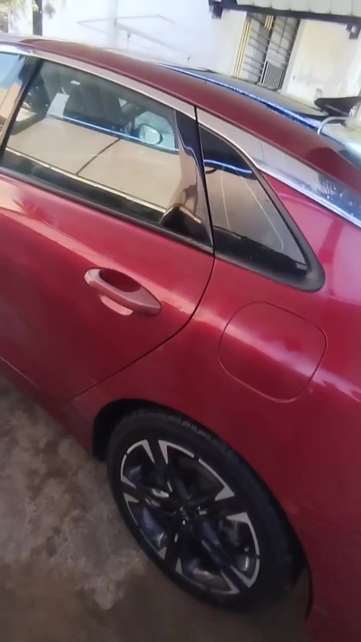 كي فايف موديل ٢٠٢١
جيتي لاين
محرك ١٦٠٠ تيربو
حادثها جاملغ الخلفي وباب خلف سائق
١٥٠ ورقه وبيها مجال
مكاني بغداد
ناحية الرشيد
***********
