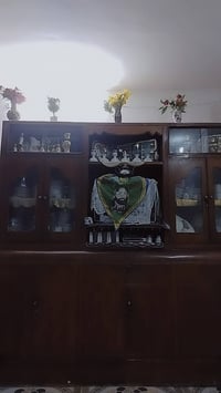 معرض للبيع • خزائن • ديكور منزلي