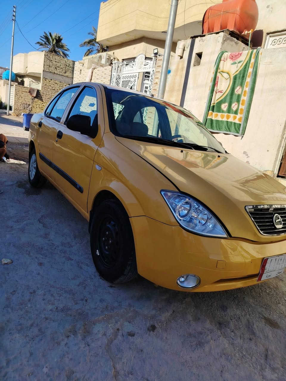 السلام عليكم سياره طيبه موديل 16 سياره لاضربه ولا صبغ فقط بس بنيد مبدل سياره حلوه وناعمه تخم تاير جديد حداديه كير ومحرك لاتنقيص ولا تبخير  تبريد شغال وتدفئه شغاله سنويه 28 سياره احلا من صور المو شراي لايتعبني فدوه اقره لمنشور وتصل سعره 35 بيهه مجال  قليل حك جيه
مكان السياره بالعماره
***********
***********
