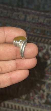 يمانيه شرف شمس للبيع 07831777255