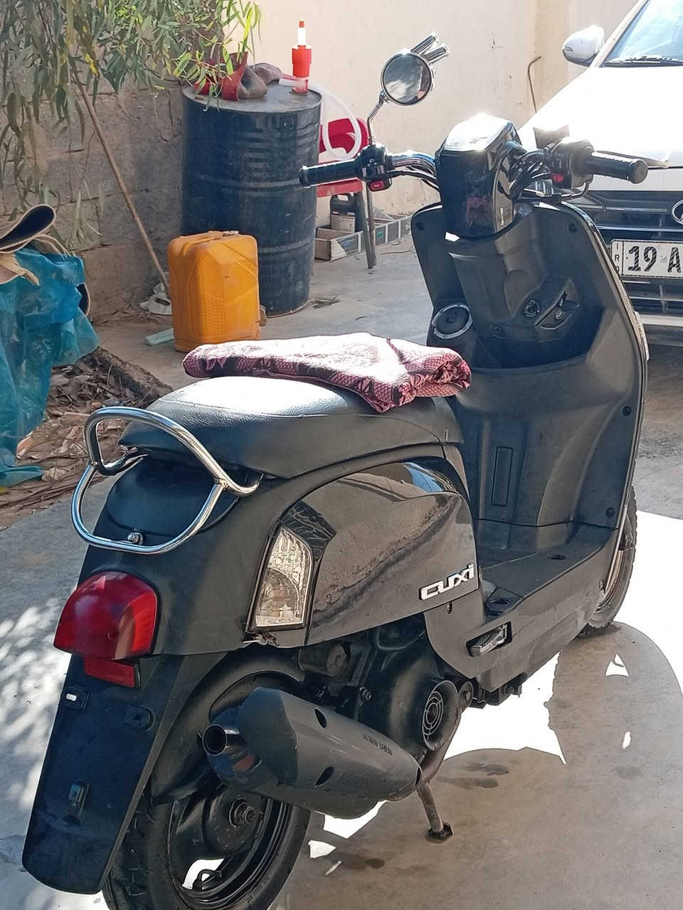 السلام عليكم دراجه بوليس للبيع دراجه نضيفه مكينتها ناعمه كلشي شغال اي نقص مابيها.. السعر 750وبيه مجال الشراي يتصل على هذا الرقم *********** وخاص موجود.. مكان كربلاء شارع السيده زينب
