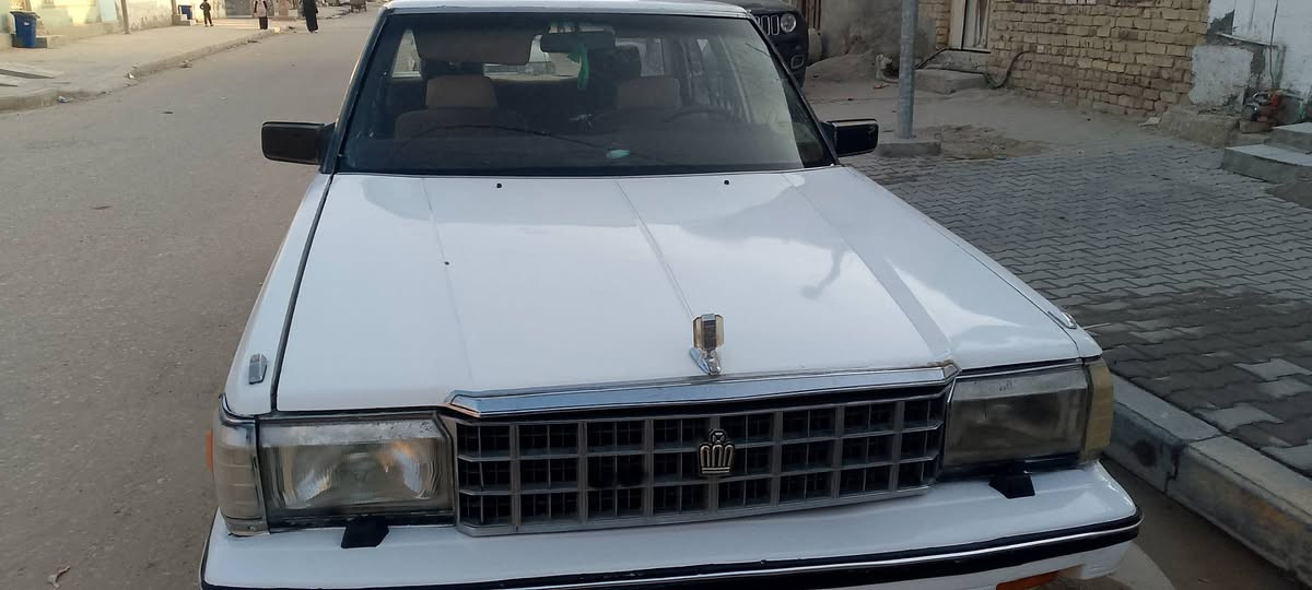 سوبر موديل  85 للبيع محرك 2500 رقم كربلاء مداور ثاني يوم 30 وبيه مجال قليل راعيه يريد مداور ***********
