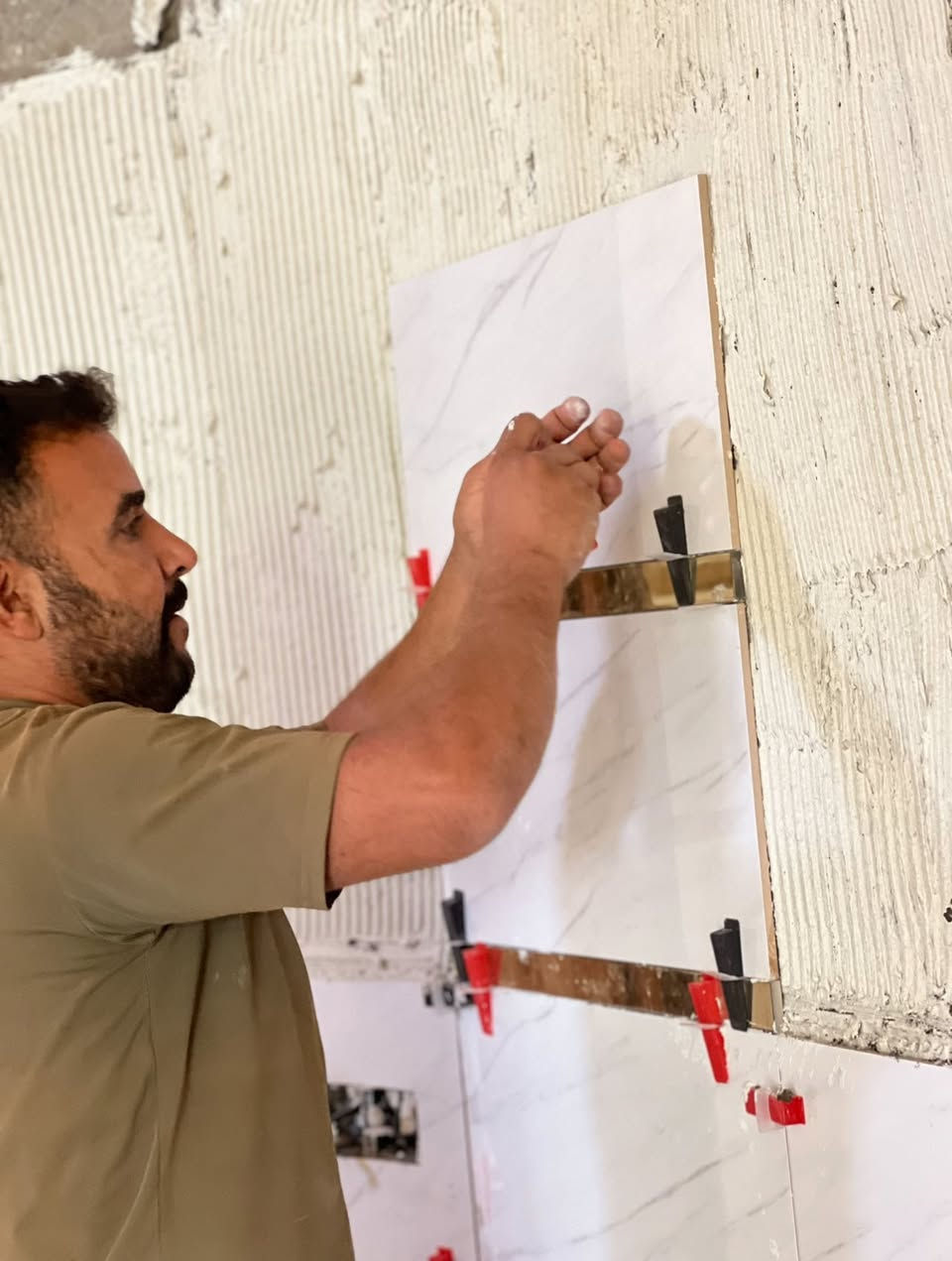 *********** كادر لعمل التطبيك الكاشي بسعار مناسبه ع متر او مكطوعه وشغل ضمان استلام مهندس  تحب تشتغل اتضفل  خاص او تتصل برقم ***********
