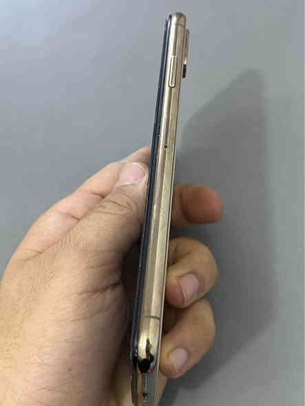 السلام عليكم شباب

ايفون اكس ماكس 
مبدل شاشه وبطاريه 
الفيس ايدي شغال 
ذاكره 64
الجهاز شوفت عينكم نضيف كلش 
السعر 200
مكاني بغداد الغزاليه 

هاتف او واتساب /*********** بغداد
