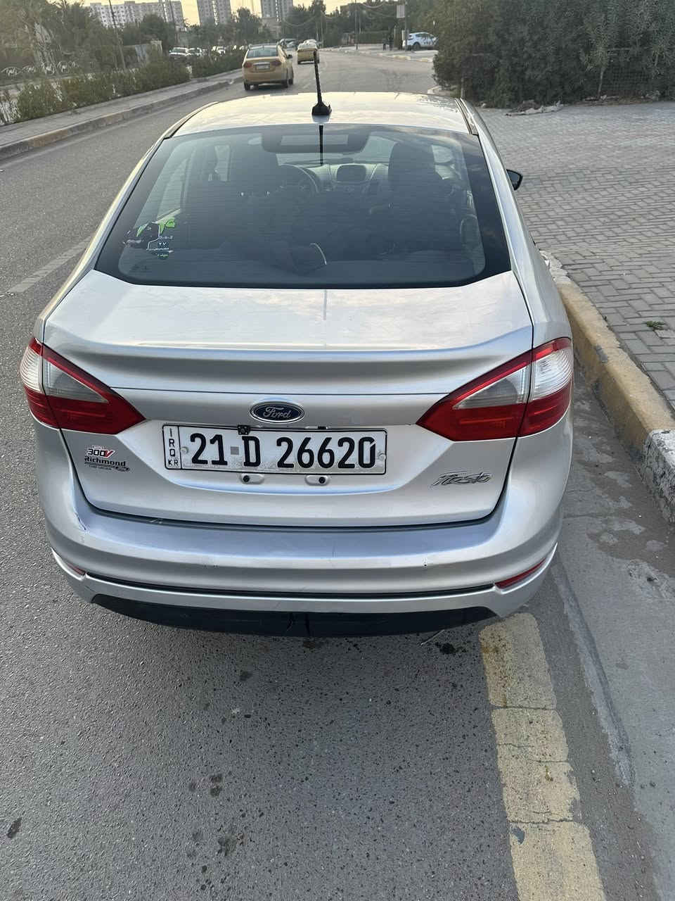 سلام عليكم فورد فيستا للبيع
موديل 2016 السياره جاهزه مكينه كير تبريد صدر كامله السياره ب اسمي حادثه من امريكا بنيد وجاملج وبل عراق جاملغ عكس السايق علكد شبر سعرها 77 الاتصال ***********
