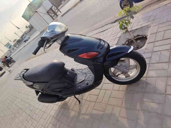 دراجه دولفين للبيع السعر ٤٥٠ وبيهه مجال الشراي يتصل عل الرقم *********** مكانهه السماوه كرهبايات شغاله سلف هندر مكينه ناعمه
