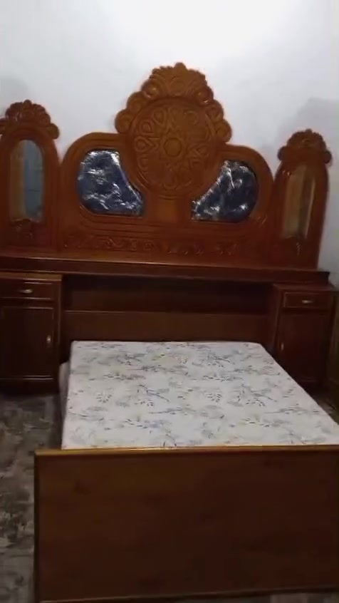 700غرفه ست ابواب اخت الجديده مال عرسان صاج داخل وخارج وزاويه كنتوريه  بغداد الحسينيه مال الراشديه وعندي توصيل ***********
