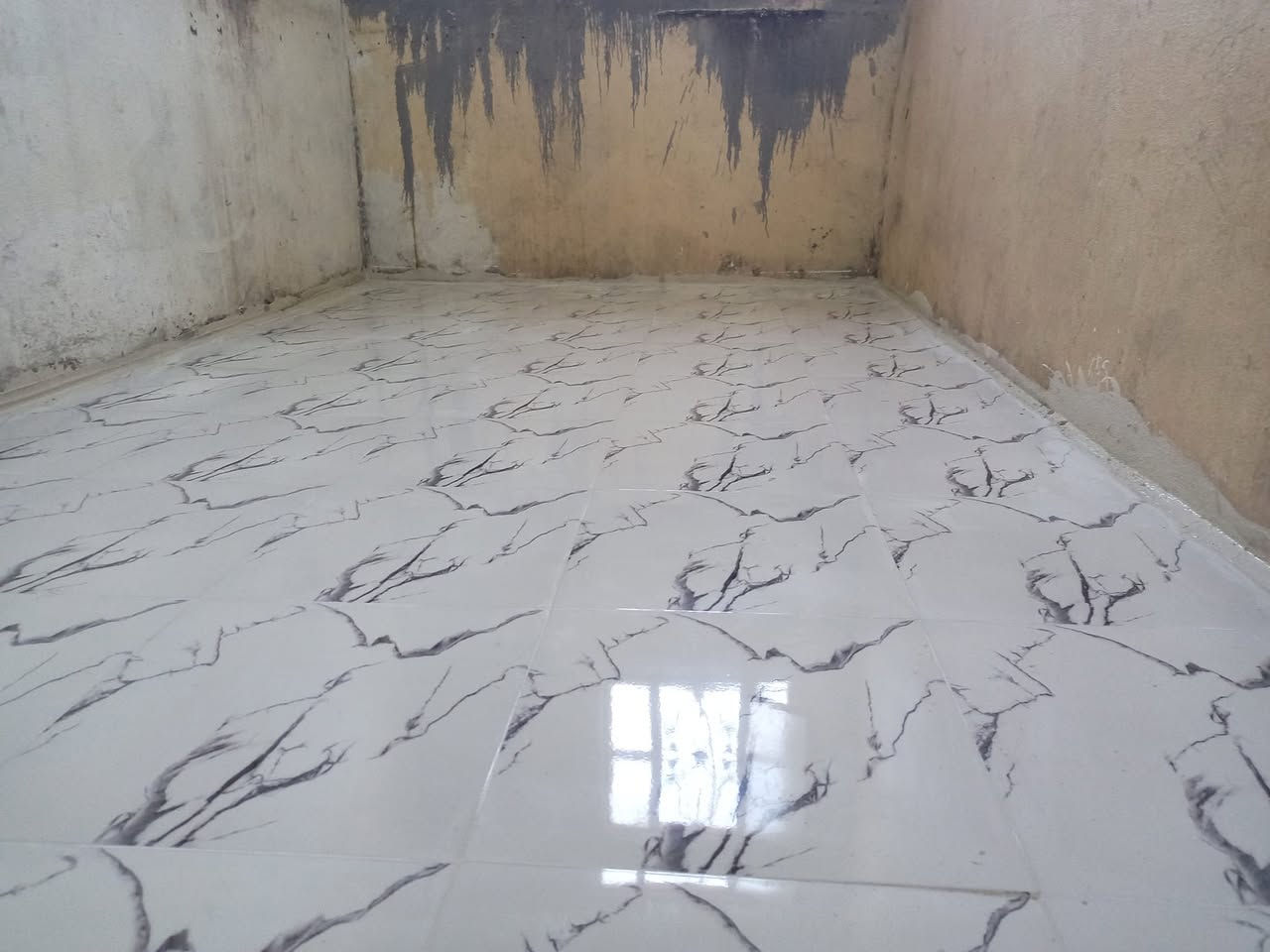 خلفة ارضيات وجدار لوح بورسلين


**إذا كنت صاحب هذا الإعلان وتريد حذفه لأي سبب، رجاءا أرسل رسالة إلى الدعم الفني**