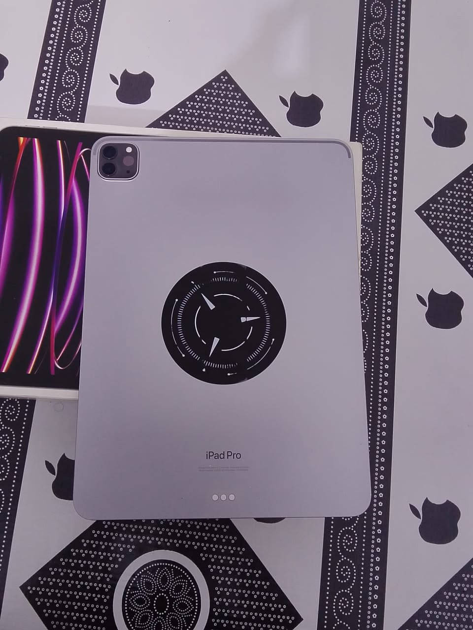 ايباد 11 برو معالج M2 بطارية 86 يشغل ببجي 120 فريم مكفول اخو الجديد شرط الفحص تجي لباب لبيت تفحص وتقتنع وتاخذة سعر 725 مكاني بغداد ***********
