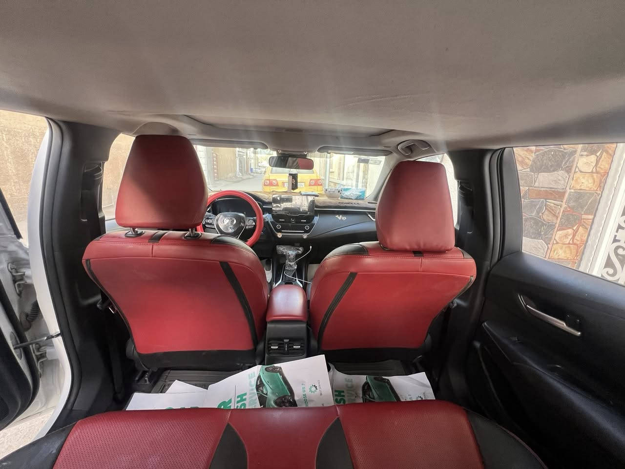 كورلا2024  شكل الخليجي محرك 1800 هايبرد HEV  داخل جلد أحمر رقم بغداد بسمي السيارة
ماشية29 وقابلة للزيادة 

❇️محرك 1800 هايبرد شحن ذاتي 

❇️بصمه + دخول ذكي 

❇️هاندر بريك بصمه + اوتو هولد

❇️رادار امامي 

❇️سياقه اليه 

❇️تبريد قطعتين 

❇️تبريد بيانو شاشه 

❇️شاشه ابل كار بلي + كامره خلفيه دواره 

❇️مانع نزلاق + مود درايف +  ايفو مود 

❇️6  ايرباك

   

❇️حساس لايت كامل اوتو عالي ناصي اوتو + حساس ظغط اطار 

❇️تحكم سترين كامل فول 

❇️لايت زينون + لد صباحي + اشاره لد  

سيارة بيه تكحيل فقط موضح بل سونار 

سعر147$ وبيه مجال عنوان بغداد ا 

***********
