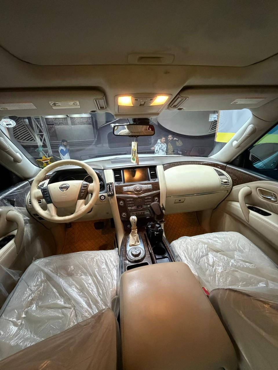 السلام عليكم
نيسان باترول 2012 خليجي اعلى فئه بدون صبغ بدون ضربه سياره فول مواصفات جاهزه من كلشي تراي شركة رقم اربيل بسمنه كامله من كل النواحي وجاهزه بدون نقص 
السعر 250
المكان كربلاء
رقم الهاتف ***********
الشراي يتصل غير متواجد على النت
