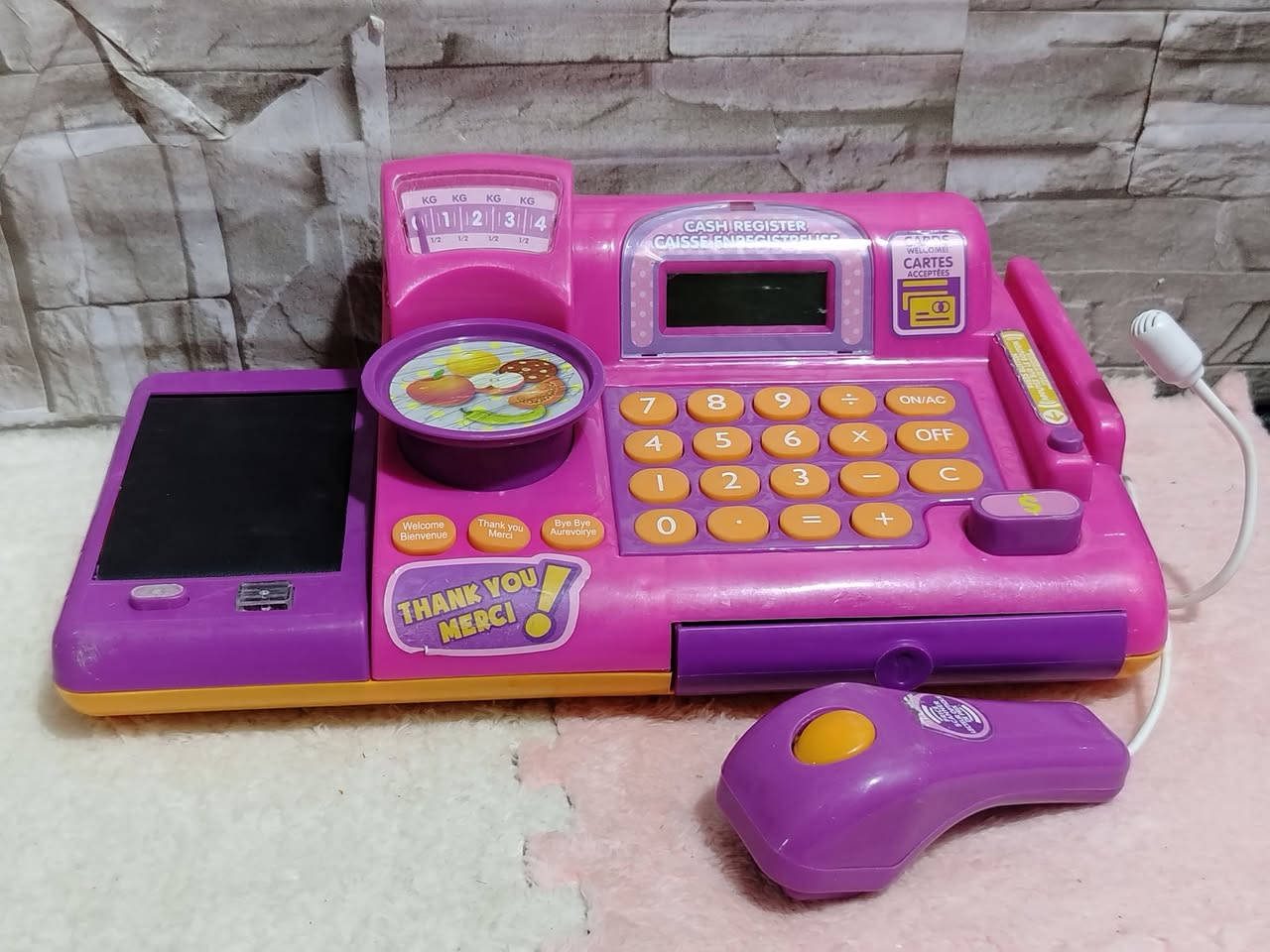 5 الاف


**إذا كنت صاحب هذا الإعلان وتريد حذفه لأي سبب، رجاءا أرسل رسالة إلى الدعم الفني**