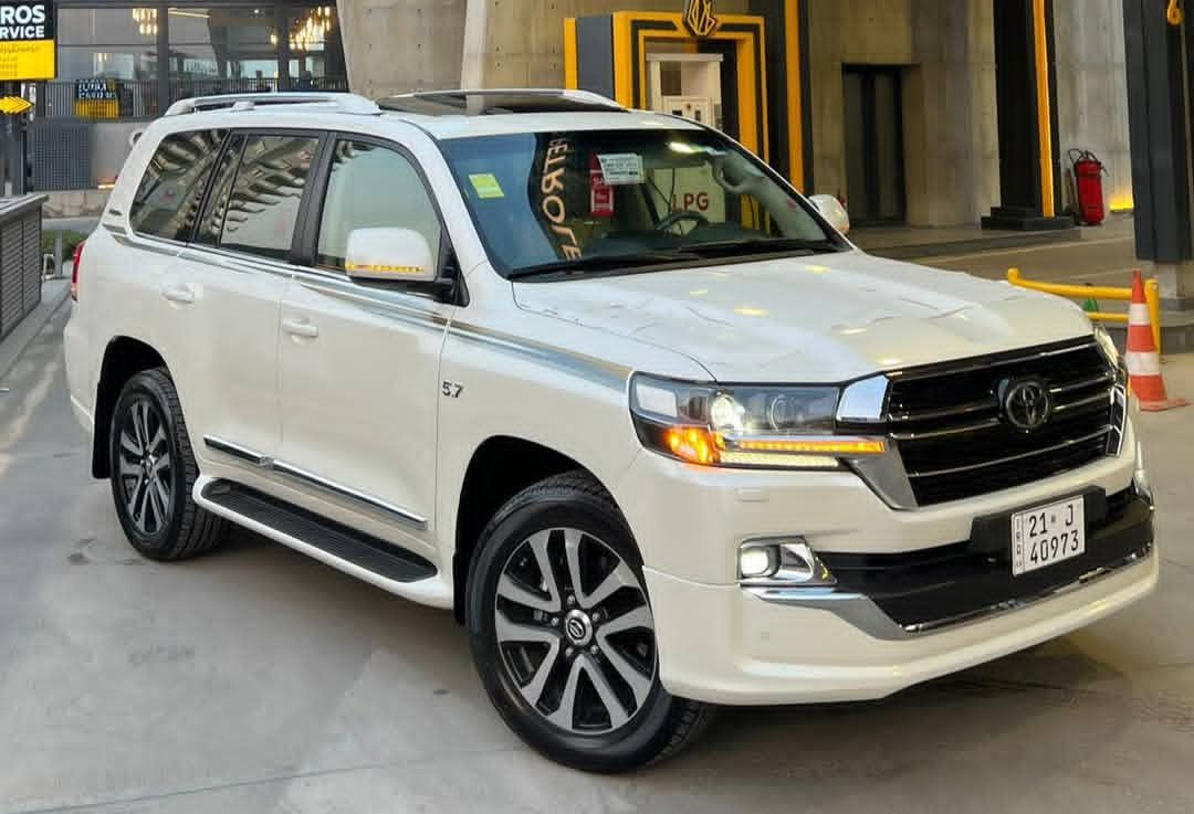 فكسارة VXR موديل 2018
ماشية 86 الف كيلومتر
سياره اخت زيرو بل باکیت
‎تويتا لاندكروز موديل 2018 مواصفات 
‎سياره زيرو شريكه جیهان فول موصفات
‎سياره مكفول كفاله عامه من كلشي
‎حتا دعاميات شرت 
‎بدون صبغ + بدون بارد + بدون شخوط
‎بدون تكحيل + بدون رصعه _ رمل مابيها

‎محرك كير بشرط مامفتوح
‎سنويه كلشي جديد مدفوع 2028

‎فول فول المواصفات  
‎بصمه + تشغیل عن بعد + الانزلاق +كشن جلد + كاميرا
‎  شاشات ايباد بيلادي + 3 شاشات
‎ثلاجه + زينون+ گيج ليزر +الفتحه 
‎+هواء مزدوج + نيظام ايكو سبورت +
‎کشنات ٢ كهرباء _ ٣ دگم 

‎نفسي اليوم / تحويل وكاله حاظر
‎مكان السيارة سليمانية 
للاستفسار ***********

متوزي على بيعة  حيل سعر مناسب
