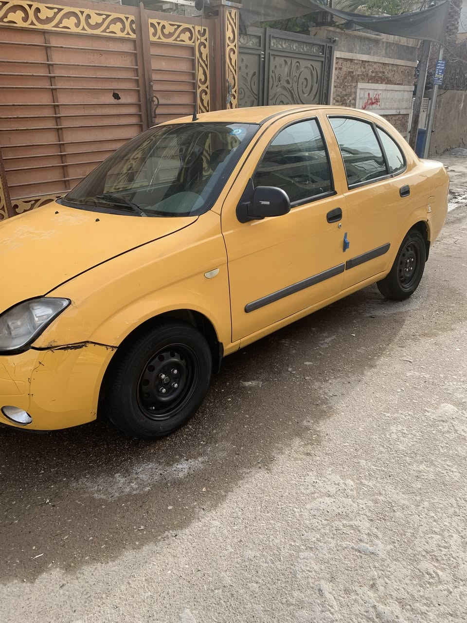 السلام عليكم للبيع طيبه ٢٠١٥مكينه ريو انسه الحماوة كير جديد تخم تاير جديد صدر جديد مبدل بس قبق جنطة بدون ضربه سيارة مكفوله العنوان بغداد الشعب  السعر ٣٩ وبيهه مجال بسيط ***********
