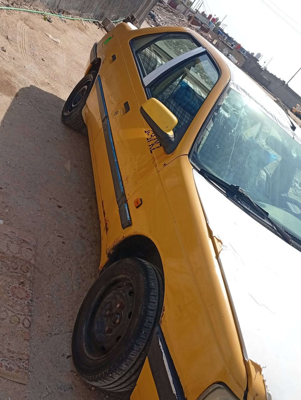 سلام عليكم بيجو اكد405 موديل 16 كير ومكينه كفاله بيه بارد بل جاملغ الوره مثل ما موضح بالصورة بيه باب سايق مبدل سنويه بسمي تحويل مباشر مصفره هيئه وغرامات سعر 27وبيه مجال قليل مكان بصره تبريد نقص بس غاز *********** واتساب. ..*********** سيم كارت
