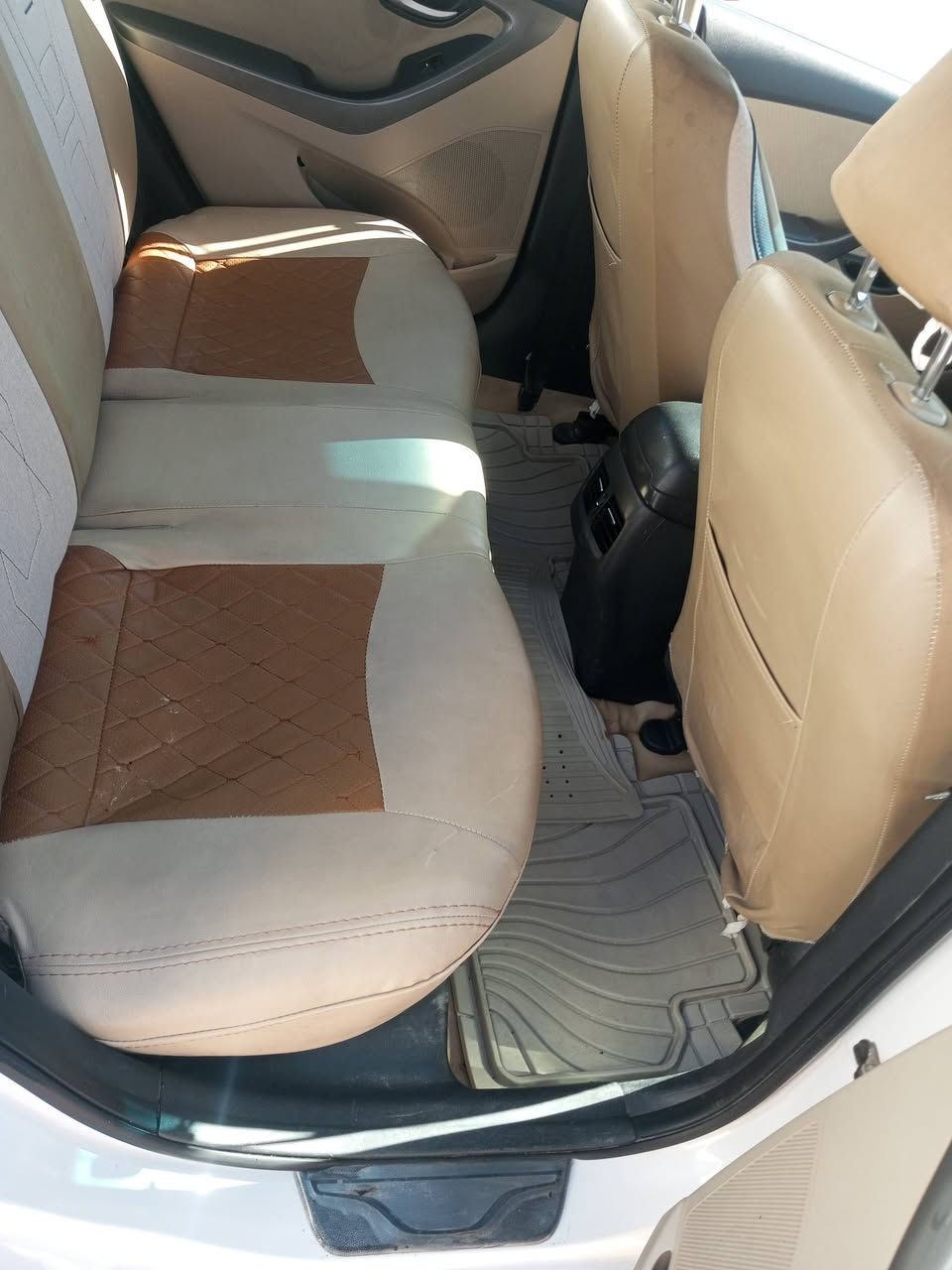 سلام عليكم ورحمه الله وبركاته 
النترا للبيع وارد خليجي موديل ١٦
مكينة ١٨٠٠
فول سيارة بس بصمه مابيهة 
رقم بغداد الجديد  السونار كدامك 
التواصل على الرقم التالي واتس اب 
***********
واتس اب للتواصل 
تعليقات اعتذر مارد عليها 
للاستفسار
