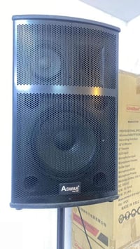 سماعات أساور زوج للبيع التواصل 07881390951 او مراسله الصفحه