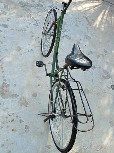 سلام عليكم باسكل للبيع ما
عوزه اي شي الباسكل نضيف 

وحلو والشراي يگلب ويشوف

السعر 65 وبي مجال للطيبين

السكن ناصريه سوق الشيوخ 

ناحيه الطار لي يريد يراسلني 

على هاذه الرقم فقط واتساب

         ***********
