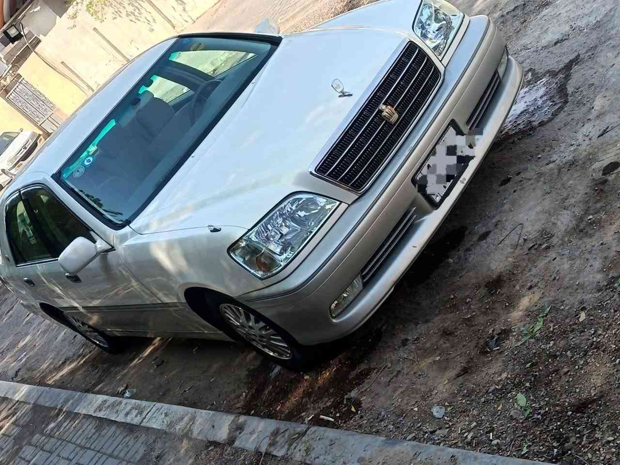 سلام عليكم
للبيع ملكه جنون
موديل 2000
دكتمين اصل كرستال
نقل جث ه نقل جث ه
مكفوله كفاله عامه عراق كصه و ضربه 
🛑🛑تحوير فوك و جوه دشبول عارف العيساوي و وسام المالكي🛑🛑
برده خلفيه تبريد سبلت
السياره ماشيه 93 الف
لون السياره ابيض خضراوي 
السياره كلش جديده برغي ما ناقصه و حته المشط ايسر 
الكتلوكات موجوده
الدوسات شرط مال تيوتا
نوع المحرك D4
 لايت زنون
سبير ما نازل

🛑🛑رقم بصره تحويل ثاني يوم بأسمك 🛑🛑
السعر 112وبيه مجال
مكاني البصره ***********
